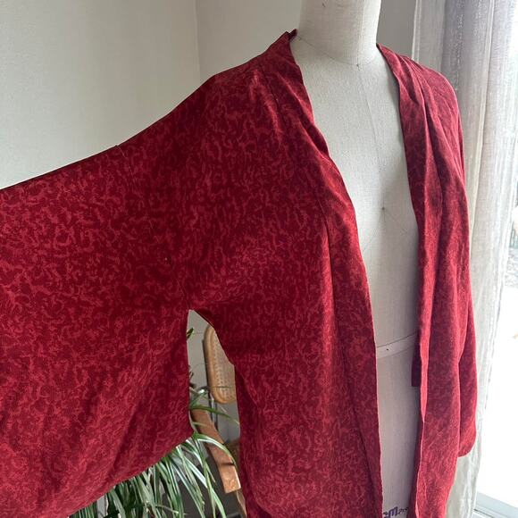 Women’s One Size Kimono Red Vintage Boxy Open Cardigan - Picture 3 of 4